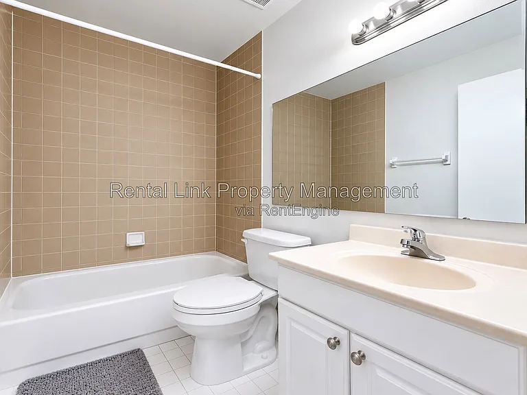 2709 Hidden Lake Blvd #C — Photo 17