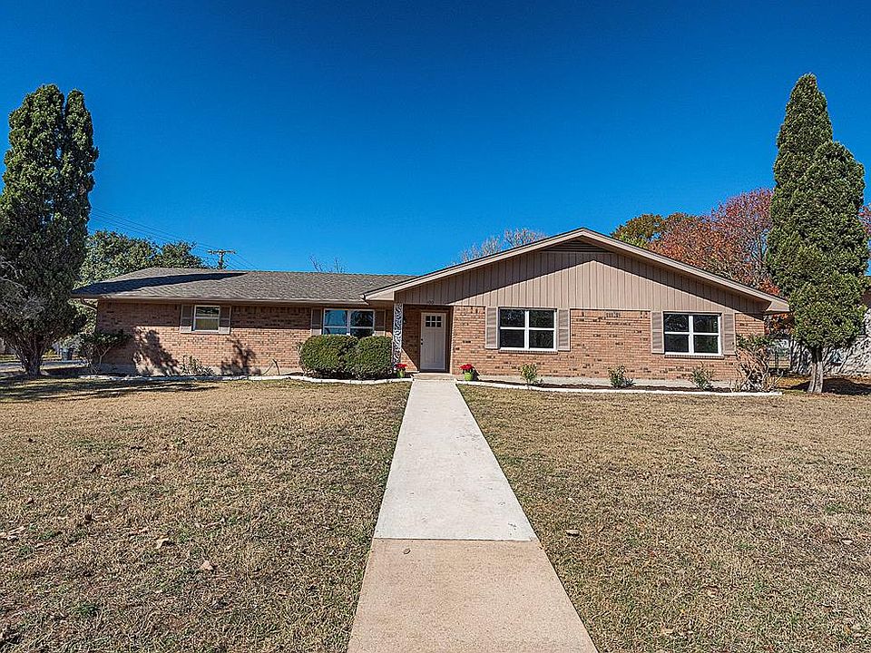 1st image of 100 Briarwood Ln