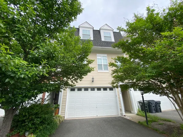 258 Woodstream Blvd, Stafford, VA 22556