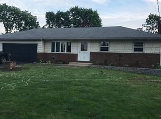 124 Cedar Rd, East Northport, NY