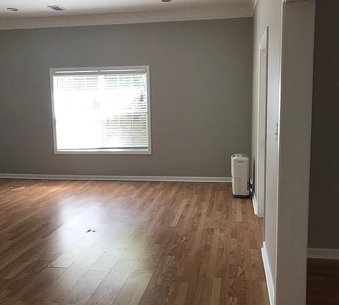 Studio style area, continued