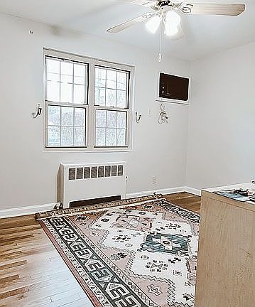 3rd image of 443A Plateau Ave
