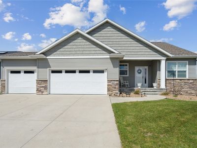 2868 Royal Oak Ridge Rd, Marion, IA, 52302