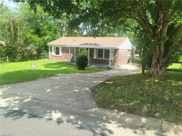 2507 Hilburn Dr, High Point, NC 27260