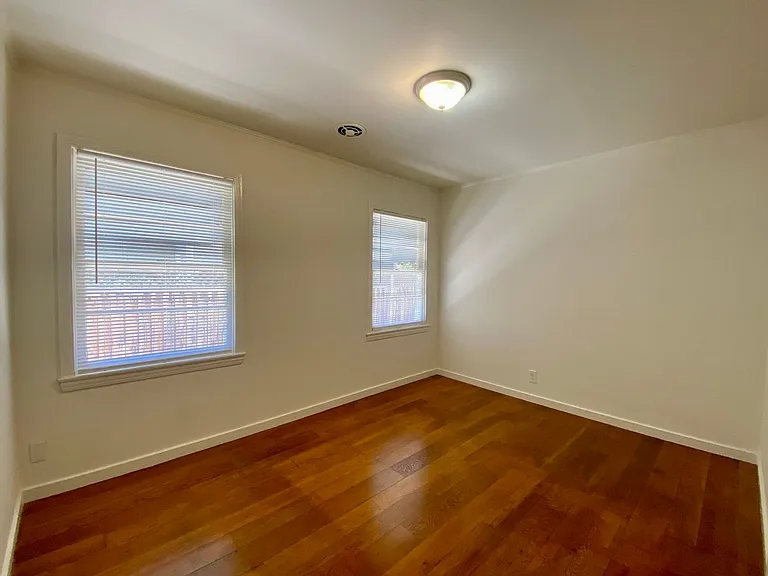 260 Colorado Ave — Photo 5
