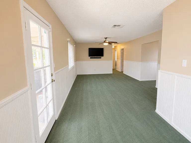 7736 Ditmar Ave — Photo 5