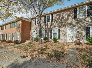 3915 C Valley Ct #1, Winston Salem, NC 27106