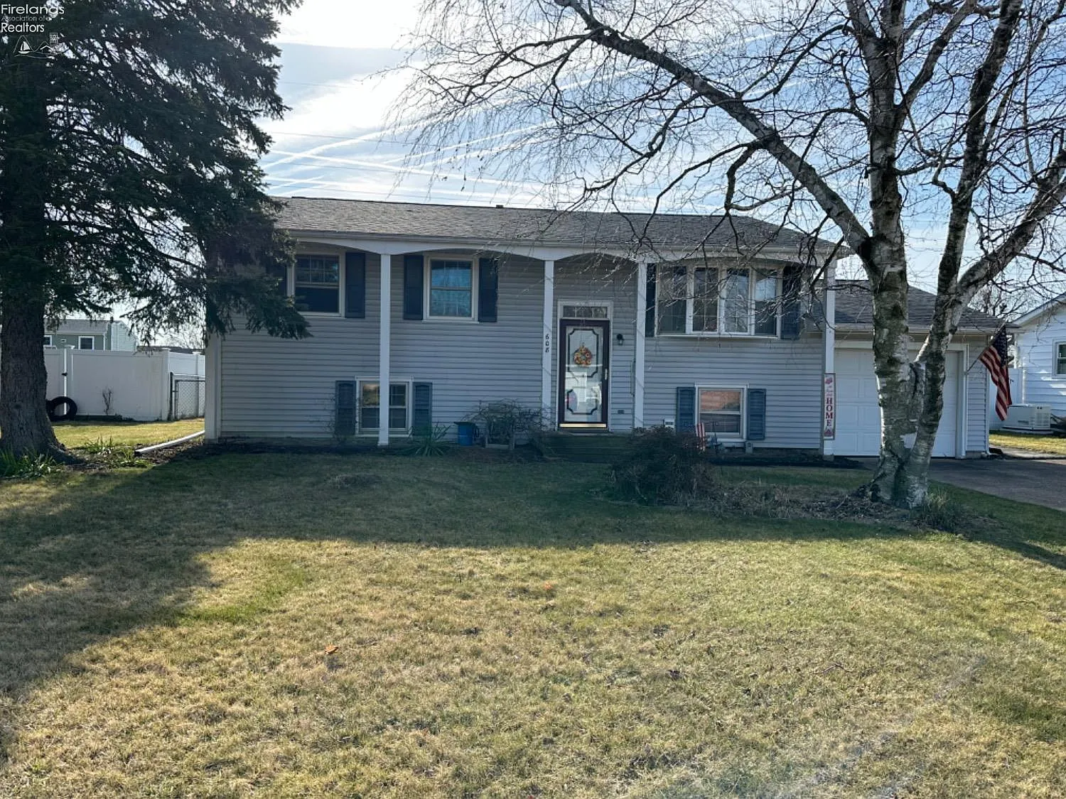 608 Kevin Dr photo 1