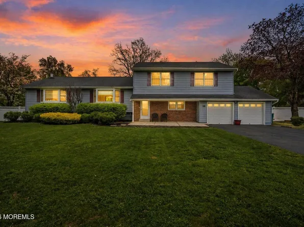 58 Duchess Court, Freehold, NJ 07728