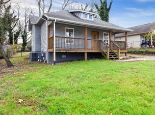 1422 Monroe Ave, Maryville, TN 37804