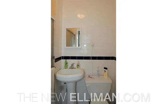 Rented by Douglas Elliman | media 32