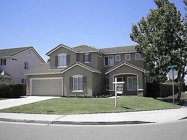 1st image of 2070 Bridle Creek Cir