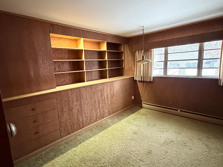 208 Southridge Rd — Photo 12