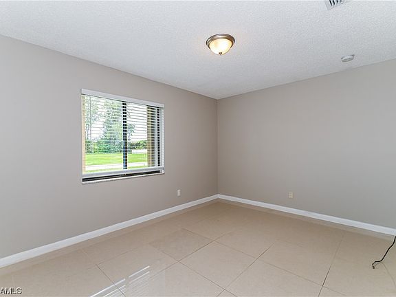 3rd image of 135 SE 24th St