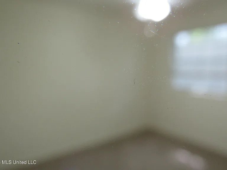 940 Bellevue Pl #103 — Photo 10