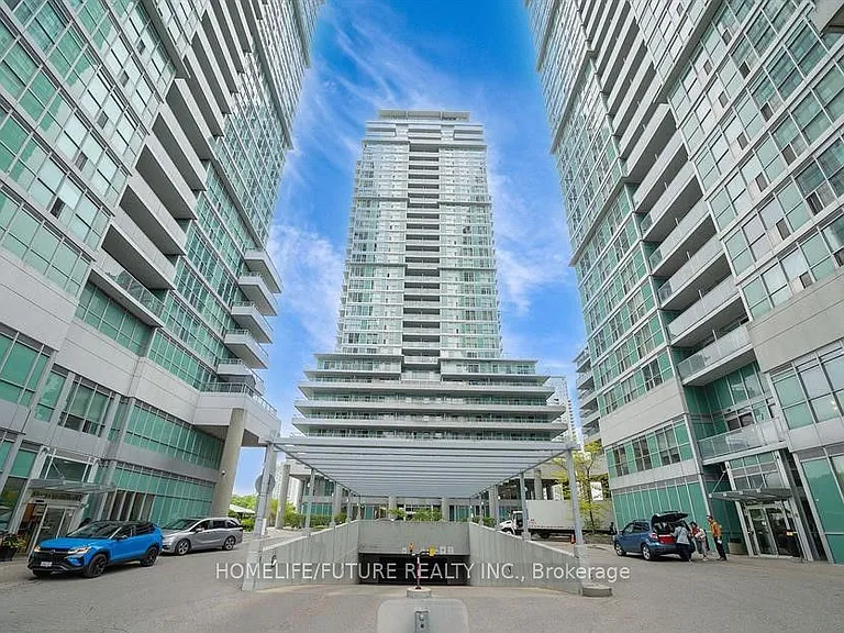 60 Town Centre Ct #306 — Photo 1
