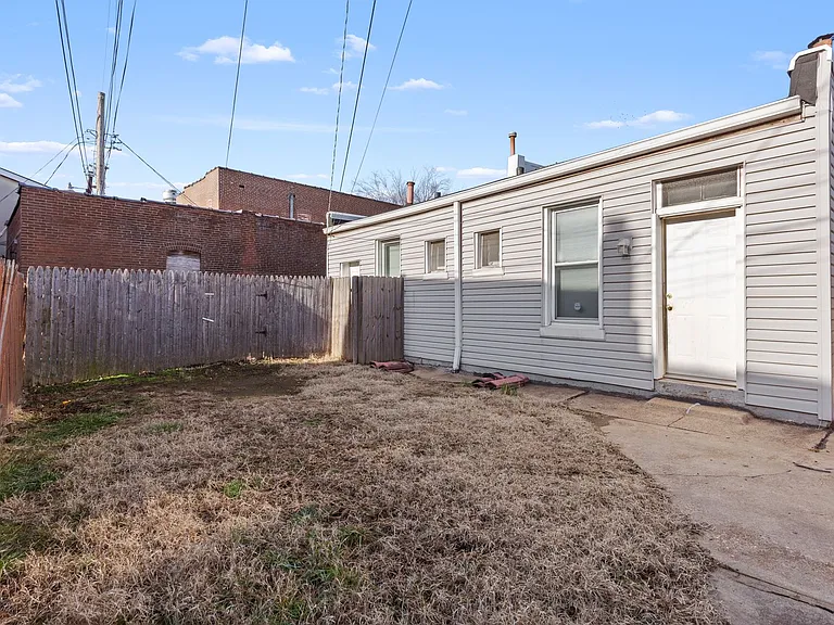 7614 Virginia Ave — Photo 15