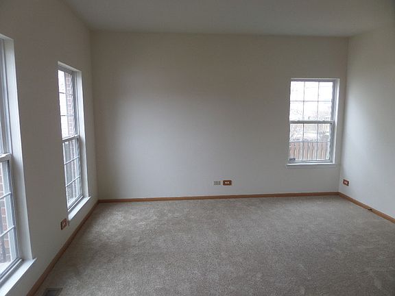 2nd image of 2493 Bayhill Ct