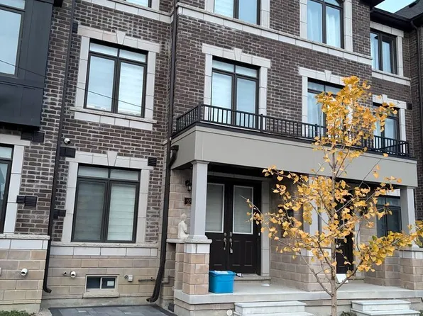 65 Minnock St, Caledon, ON L7C 4K8