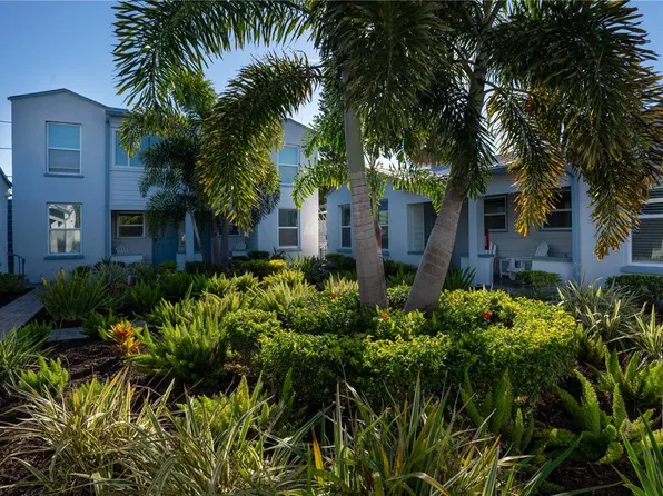 12315 Gulf Blvd, Treasure Island, FL 33706