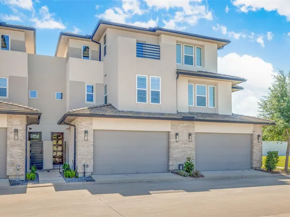 11611 Royal Ivory Xing, Houston, TX 77082