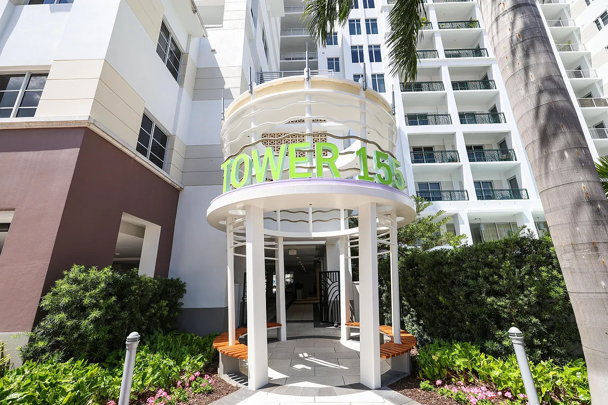 Building Photo - 155 E Boca Raton Rd #413