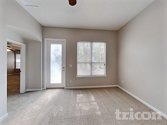 3rd image of 2950 Bessent Rd