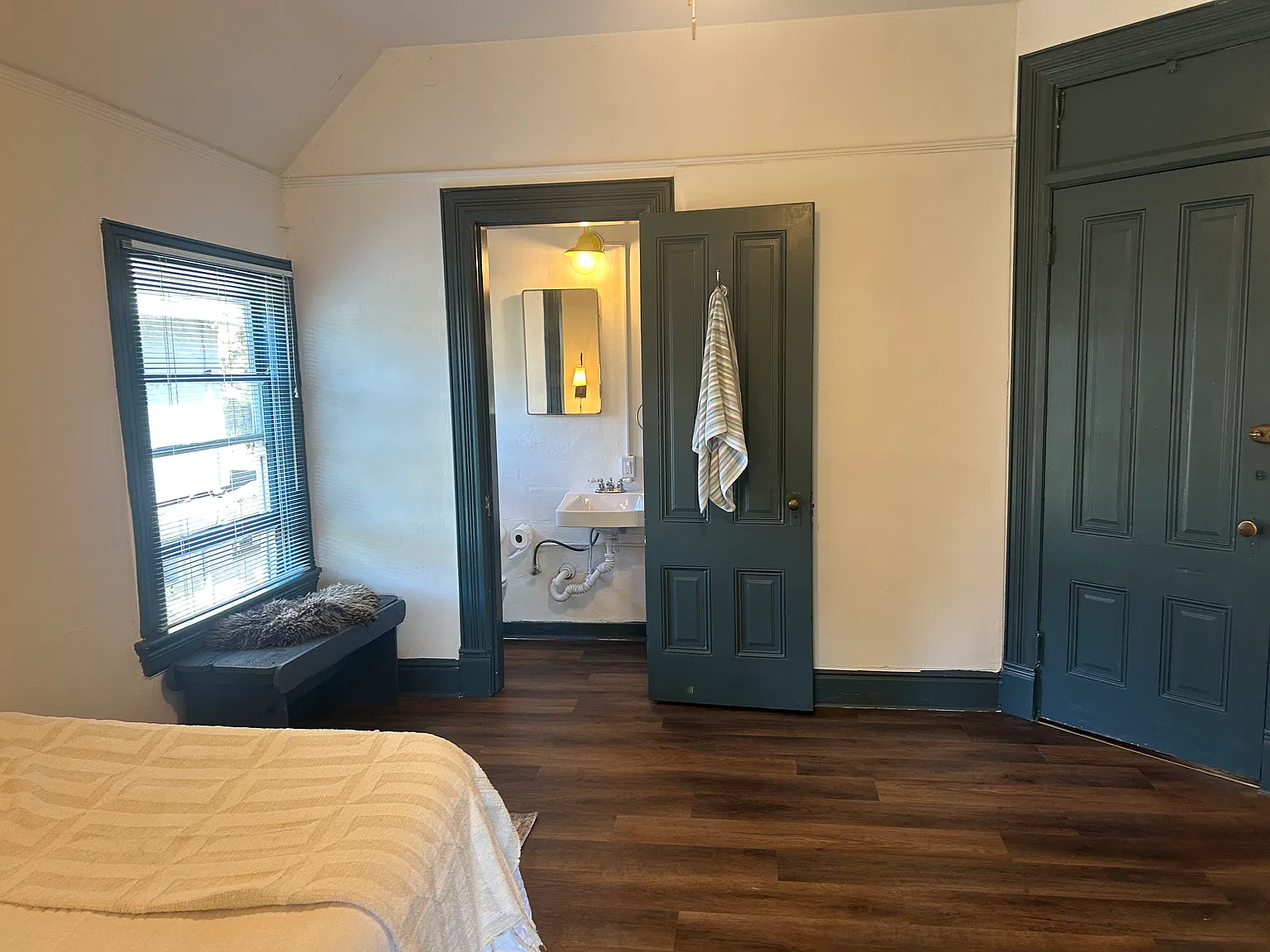 Studio, 450 sqft, $1,900 — Photo 4