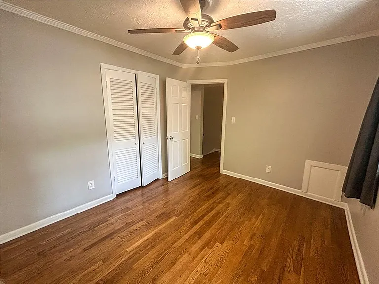 411 10th St NE #7 — Photo 19