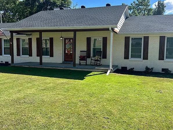 57 Lakeview Dr, Lexington, TN 38351