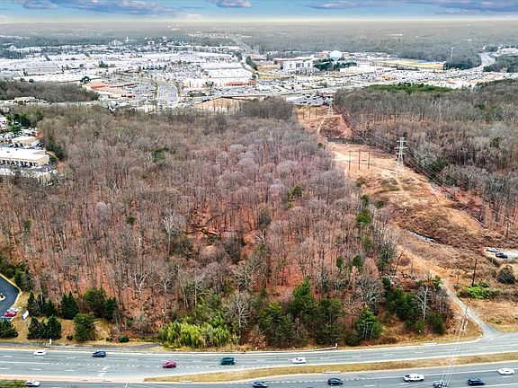 5th image of 2509 Caton Hill Rd