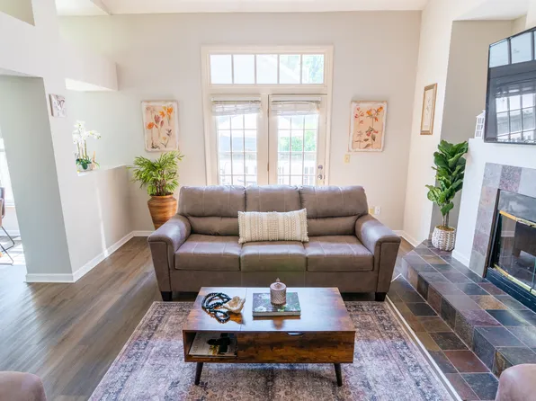 104 Bright Angel Dr, Cary, NC 27513