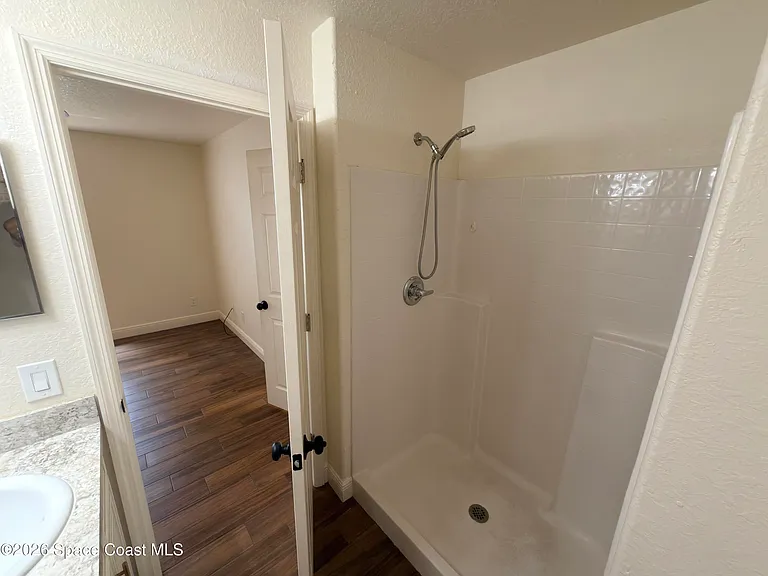 1914 Fletcher St — Photo 15