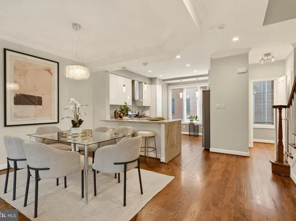 1989 N Adams St, Arlington, VA 22201