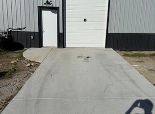 569 E 1st St #4, Wahoo, NE 68066