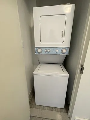 Rented by Bouklis Group | media 13