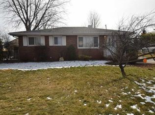2400 Roseann Dr, Toledo, OH 43611