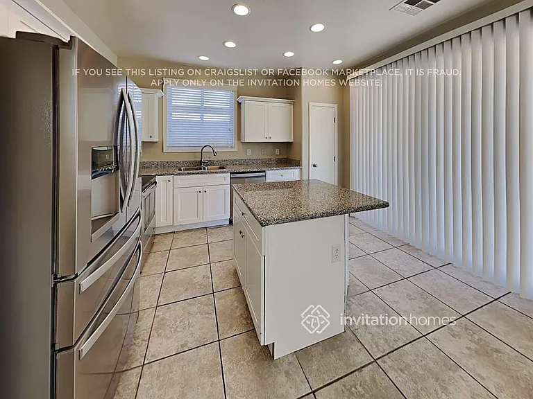 16339 N 171st Dr — Photo 10