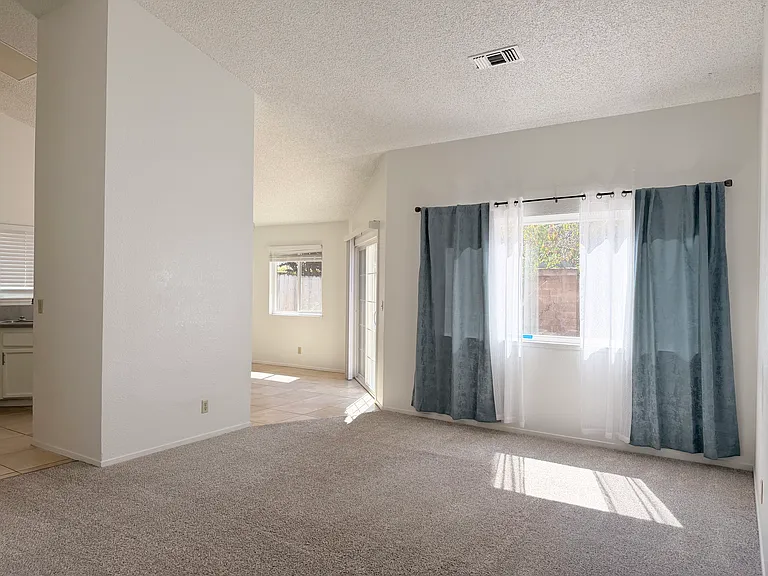 950 Spyglass Ct — Photo 12