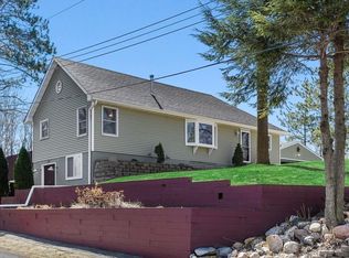 311 Kimberly Rd, Willernie, MN 55090