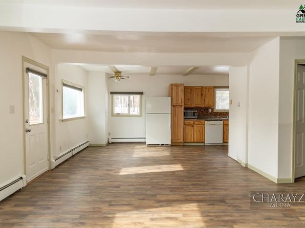 fairbanks-alaska-219807916 picture