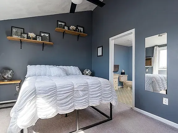 57 Profile Cir — Photo 6
