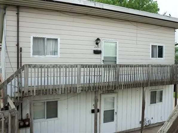 2318 & 2320 Newton St, Akron, OH 44305