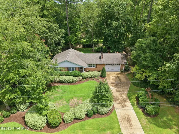 2212 Colony Plaza, Jacksonville, NC 28546