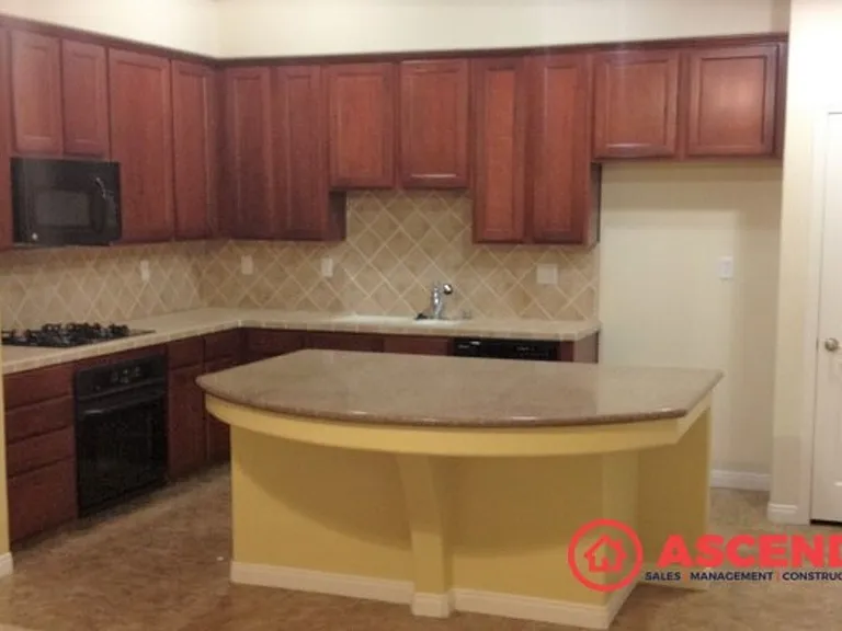 5512 Cherry Creek Ln — Photo 4