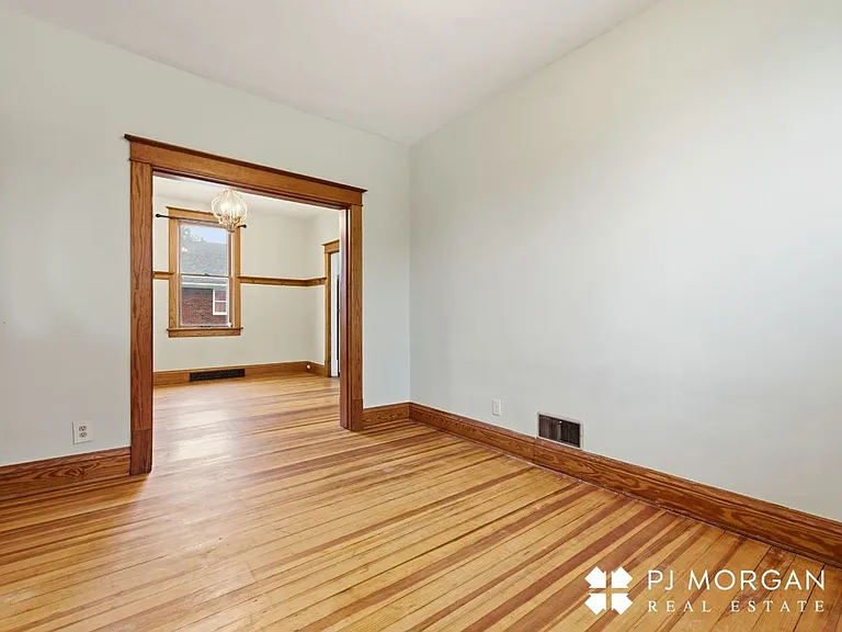 2222 S 6th St — Photo 6