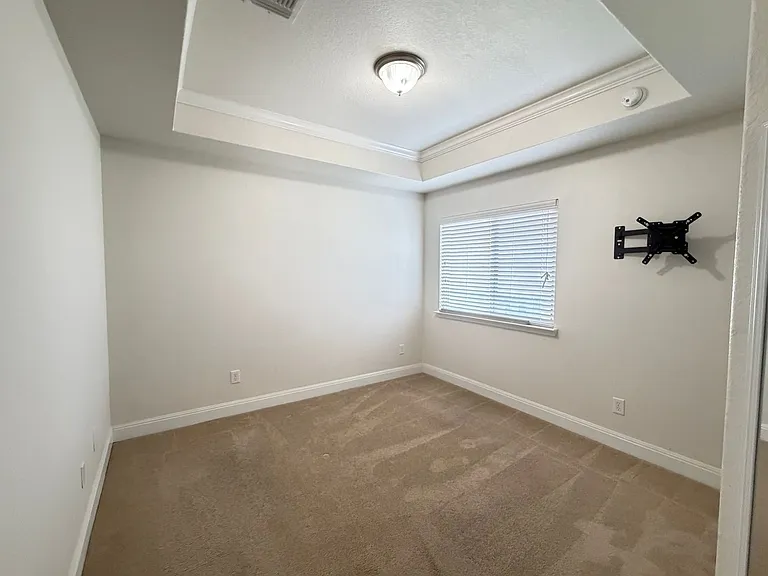 621 Cavan — Photo 27