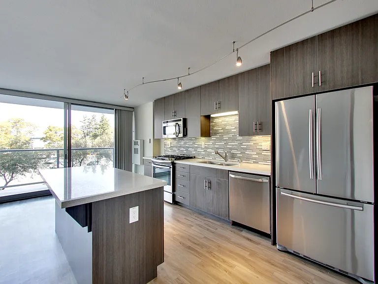 Panomar Luxury Apartments — Photo 16