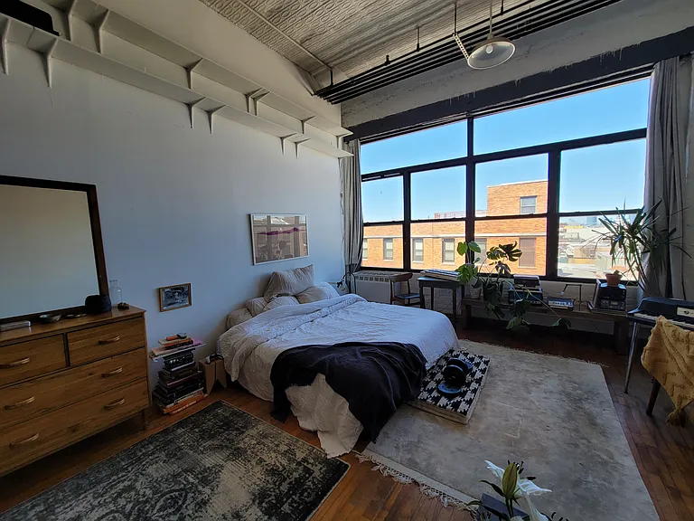 9 White St #220 — Photo 2