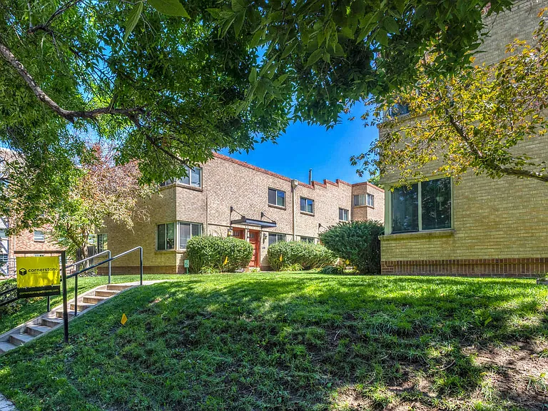 1330 Josephine St — Photo 12